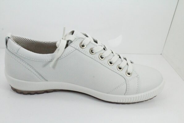 legero-donna-sneakers-tanaro-white-roberta-calzature-castelnuovo-di-garfaganan (2)